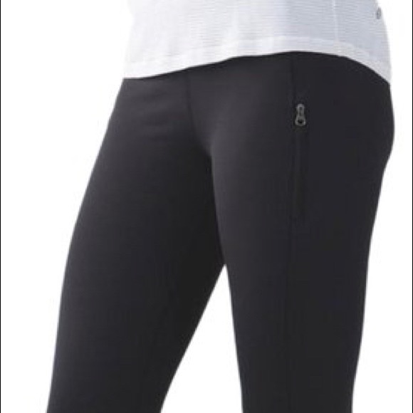 Lululemon inspire ii 7/8 pants with mesh. Sz 4 - Picture 3 of 13